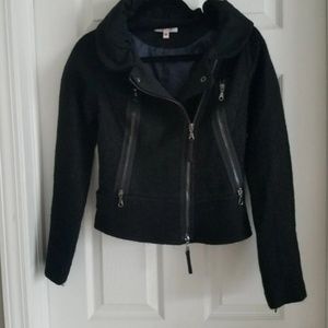 Black crop fitted jacket